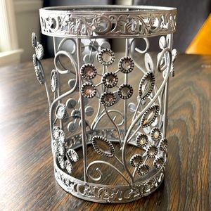 Pink zebra diamond accent shade